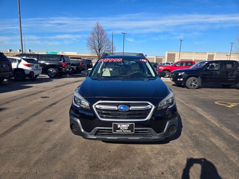 Used 2018 Subaru Outback 2.5i image 2