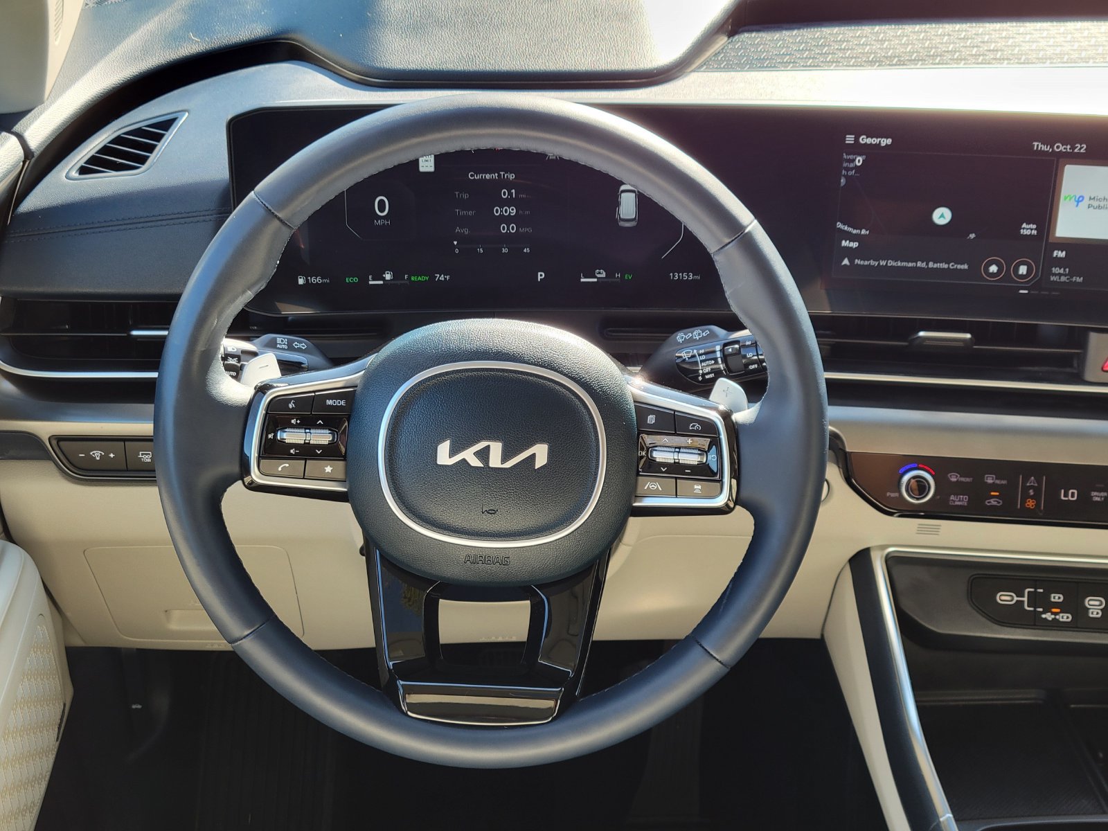 Certified 2025 Kia Carnival SX Prestige FWD image 30