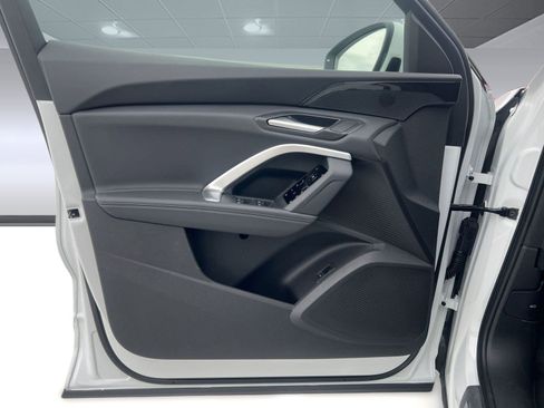 New 2025 Audi Q5 Premium image 19