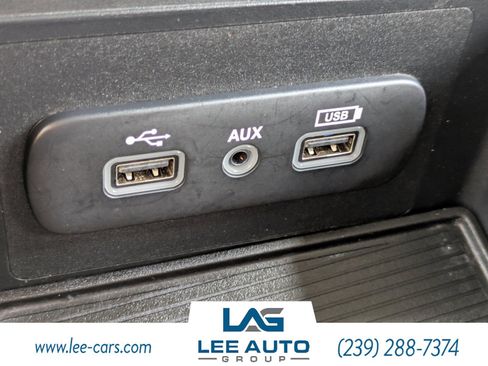 Used 2018 RAM 2500 Tradesman w/ Chrome Appearance Group RWD image 26