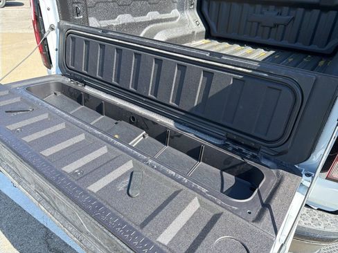 New 2026 Chevrolet Colorado Trail Boss AWD/4WD image 13