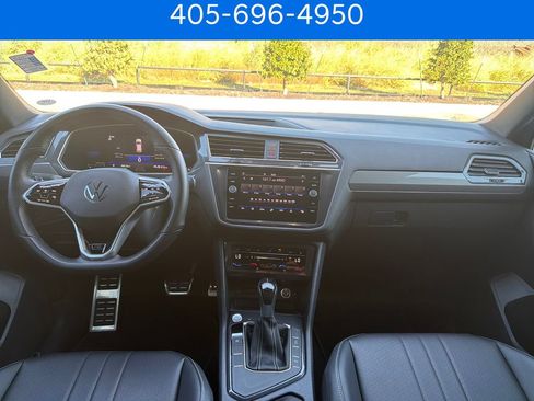 Used 2023 Volkswagen Tiguan SE R-Line FWD image 19