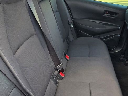 Used 2023 Toyota Corolla LE FWD image 38