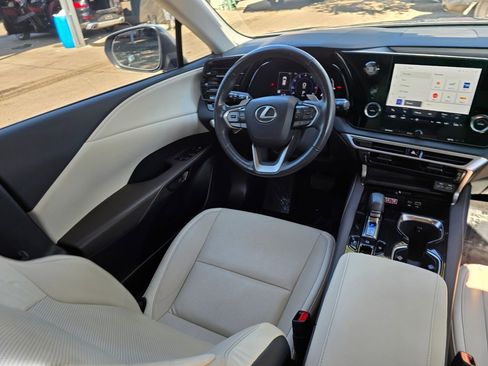 Used 2024 Lexus RX 350 FWD image 33