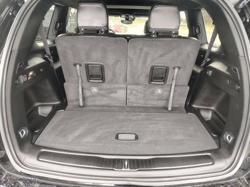 Certified 2024 Jeep Grand Cherokee L Altitude AWD/4WD image 10