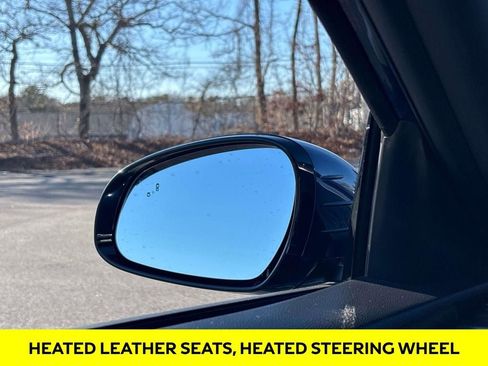 Used 2023 Genesis G70 2.0T image 32