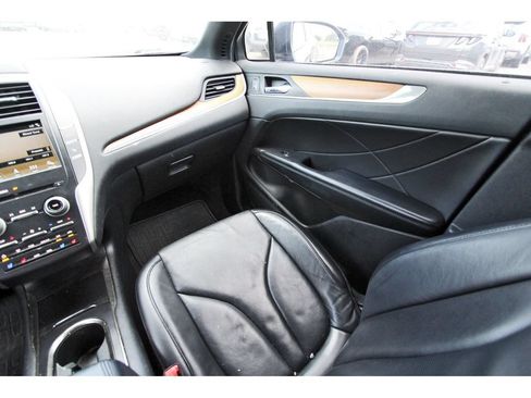 Used 2016 Lincoln MKC Reserve AWD/4WD image 11
