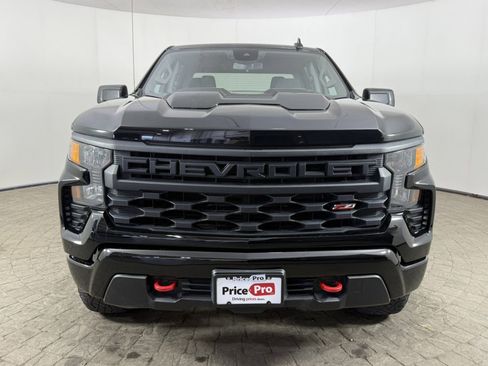 Used 2024 Chevrolet Silverado 1500 Custom Trail Boss image 2