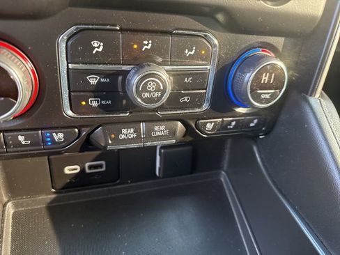 Used 2023 Chevrolet Tahoe Premier w/ Premium Package image 45