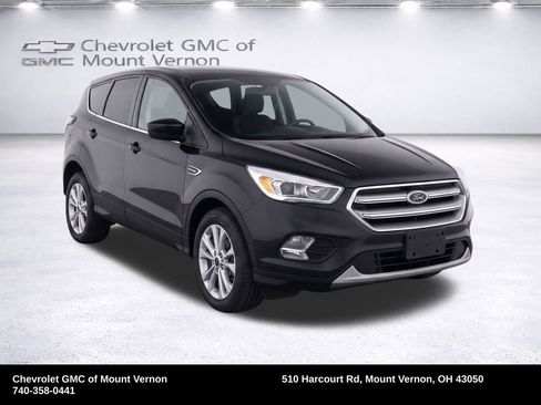 Used 2017 Ford Escape SE w/ SE Cold Weather Package AWD/4WD image 33