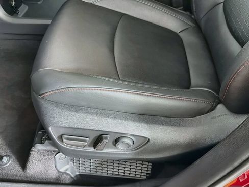 Used 2025 Toyota Sienna XSE w/ XSE Plus Package AWD/4WD image 24