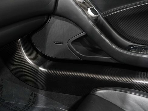 Used 2013 McLaren MP4-12C Spider RWD image 20