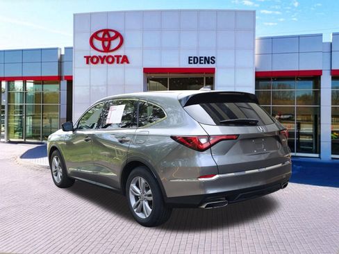 Used 2023 Acura MDX SH-AWD image 9