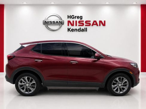 Used 2023 Buick Encore GX Essence w/ Experience Buick Package FWD image 4
