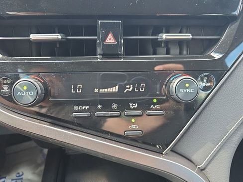 Used 2023 Toyota Camry SE w/ Convenience Package image 30