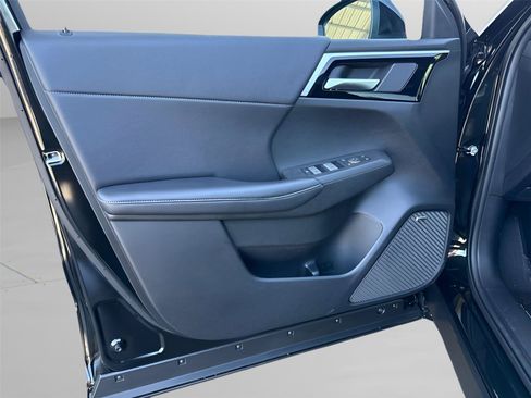 New 2026 Mitsubishi Outlander LE FWD image 31