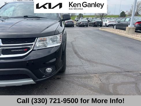 Used 2017 Dodge Journey SXT w/ Comfort/Convenience Group FWD image 20