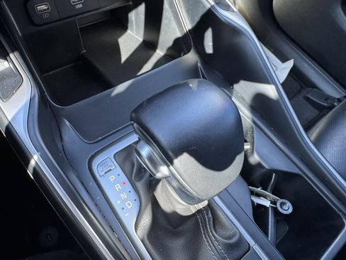 Used 2022 Kia Sorento S image 30