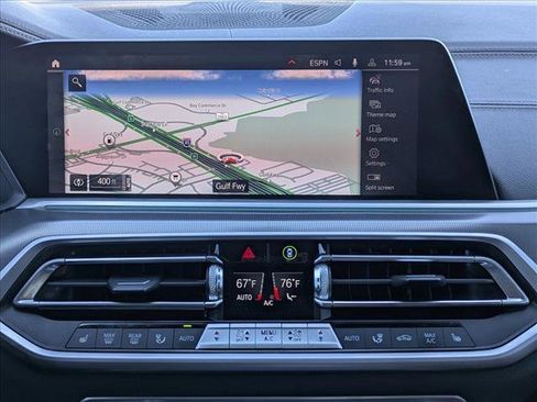 Used 2022 BMW X6 xDrive40i w/ Premium Package image 16