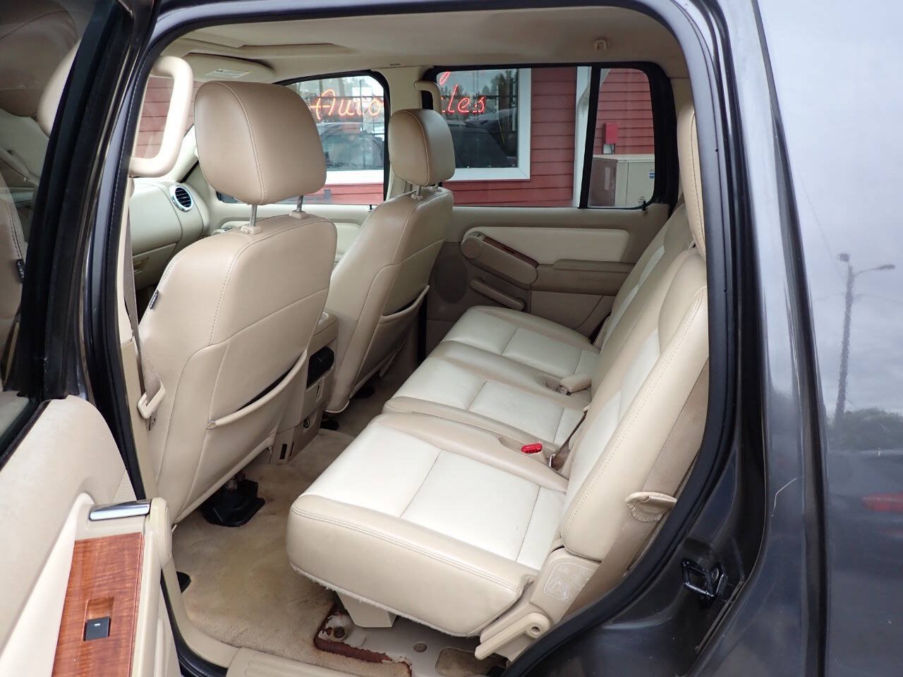 Used 2007 Ford Explorer Eddie Bauer AWD/4WD image 8