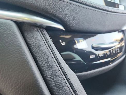 New 2025 Cadillac XT6 Luxury AWD/4WD image 33