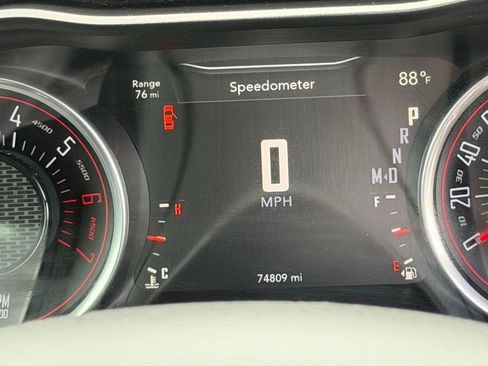 Used 2016 Dodge Challenger R/T Scat Pack RWD image 19