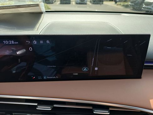 New 2026 Genesis GV70 2.5T Advanced AWD/4WD image 18