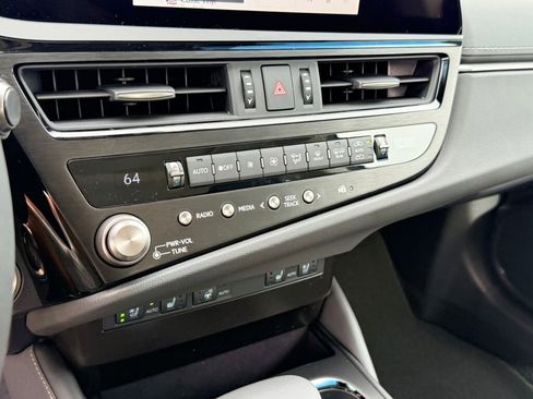 New 2025 Lexus ES 350 ES 350 image 21