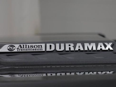 Used 2022 Chevrolet Silverado 2500 LT image 4