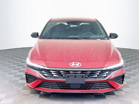 New 2026 Hyundai Elantra SEL Sport Premium image 2