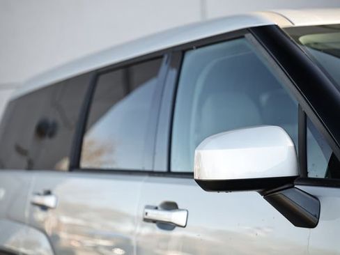 Used 2024 Hyundai Santa Fe SE image 3