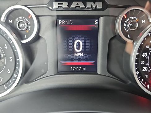 Used 2025 RAM 2500 Big Horn AWD/4WD image 12