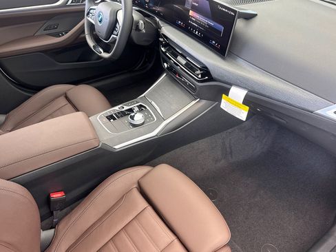 New 2026 BMW i4 eDrive40 w/ Premium Package RWD image 27
