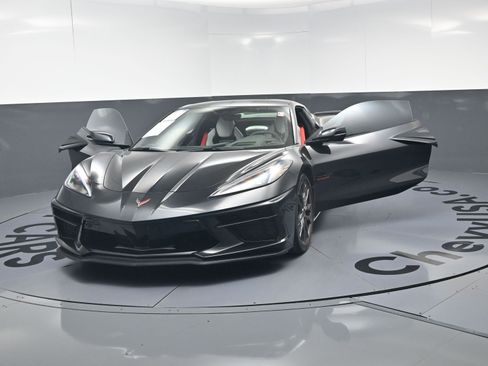 Used 2023 Chevrolet Corvette Stingray Premium Conv w/ Z51 Performance Package RWD image 21