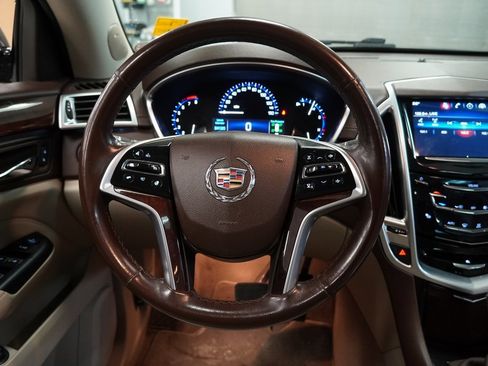 Used 2015 Cadillac SRX Luxury image 18