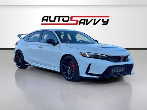 Used 2024 Honda Civic Type R image 1