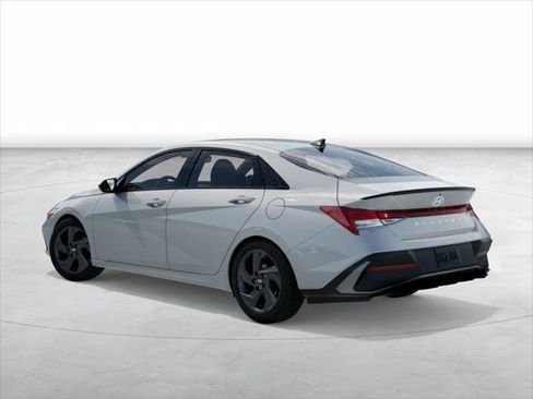 New 2026 Hyundai Elantra Sport image 5