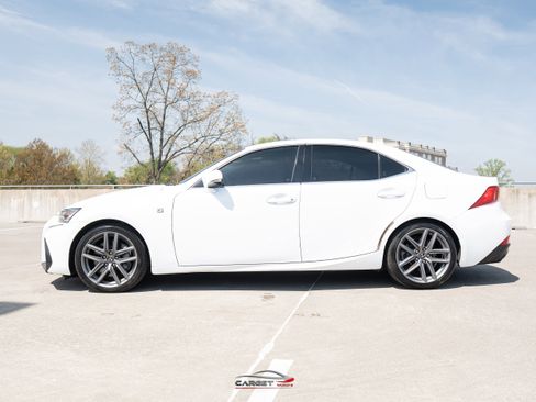 Used 2018 Lexus IS 300 F Sport w/ F Sport Package RWD image 4