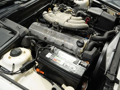 Used 1989 BMW 525i Sedan image 27