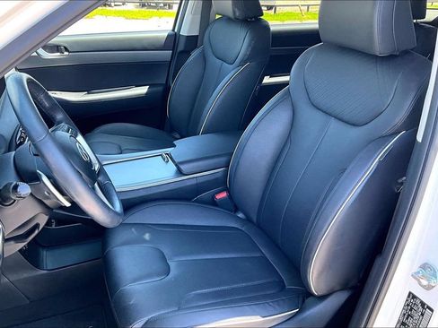 Used 2024 Hyundai Palisade SEL FWD image 23