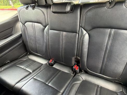 Used 2024 Jeep Wagoneer Series II w/ Flexible Seating Group RWD image 25