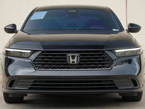 Used 2023 Honda Accord Sport image 6