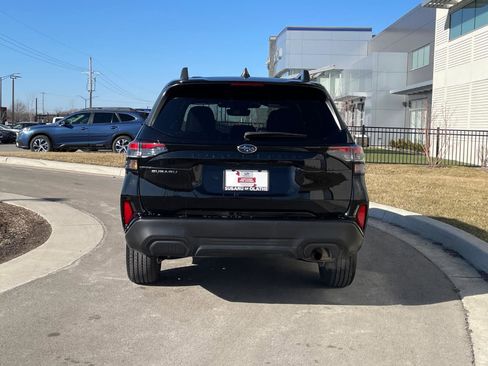 Used 2025 Subaru Forester Premium w/ Convenience Package #1 image 6