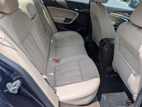 Used 2012 Buick Regal Premium FWD image 11