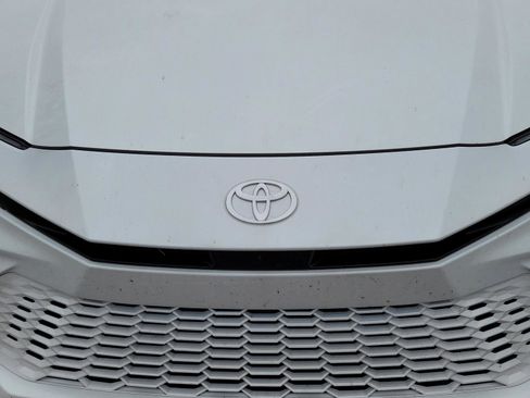 Used 2025 Toyota Camry XSE image 8