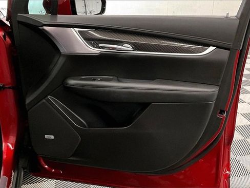 Used 2023 Cadillac XT6 Sport w/ Technology Package image 19