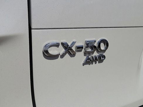Used 2025 MAZDA CX-50 AWD 2.5 S w/ Select Package image 9