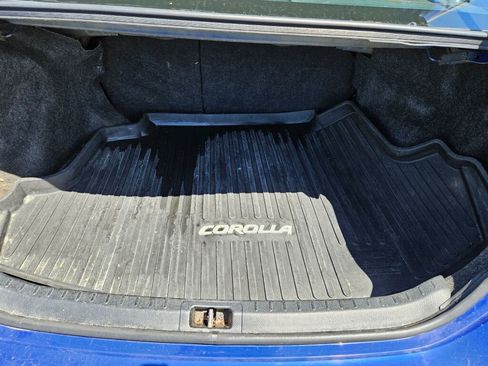 Used 2018 Toyota Corolla SE FWD image 8