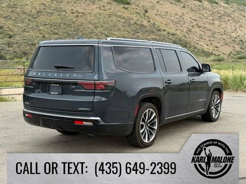 Used 2023 Jeep Wagoneer L Series III w/ Premium Group I AWD/4WD image 5