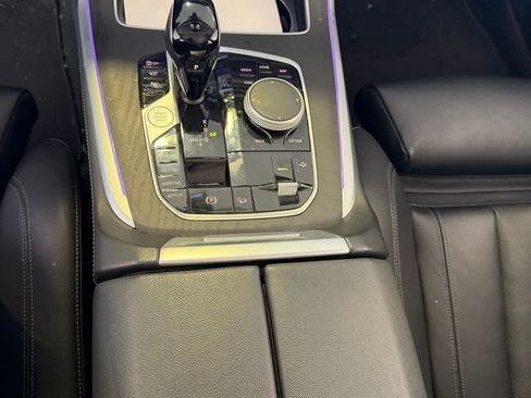 Used 2022 BMW X7 xDrive40i w/ Parking Assistance Package AWD/4WD image 20